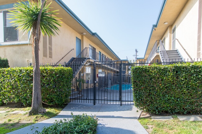 3439 Vinton Ave