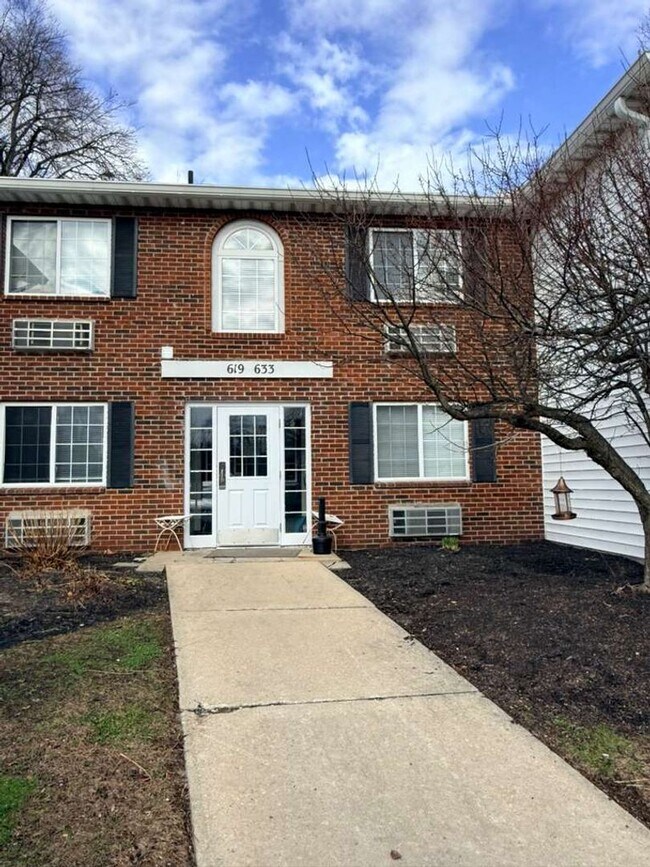 Photo - Magnolia Manor - Unit 629 Unit 629