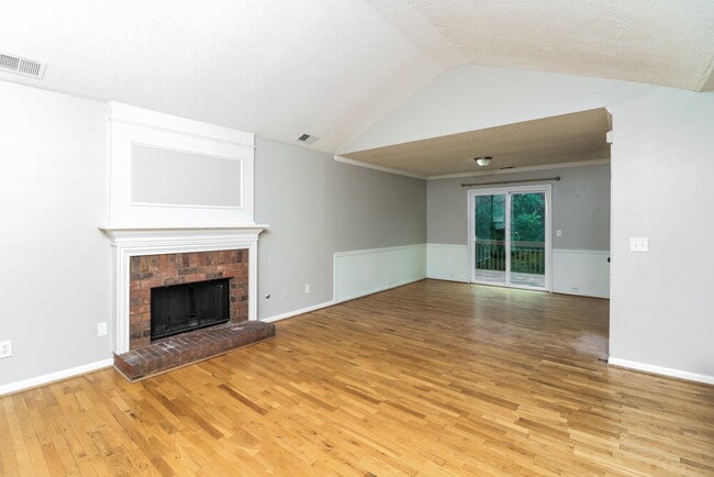Photo - 2991 Heather Lake Dr