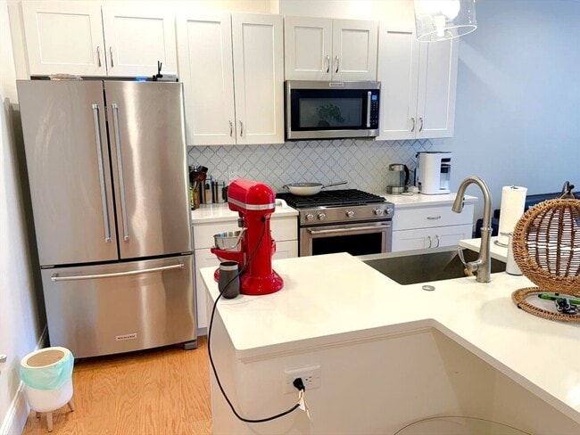 Photo - 7 Lily Pond Ln