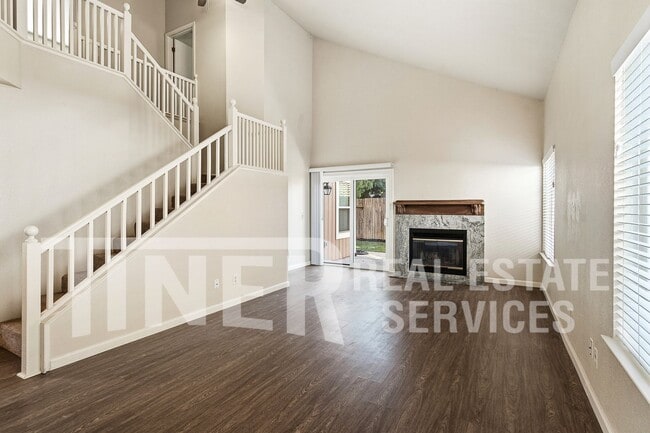 Photo - 5626 Bolton Way