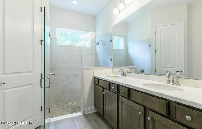 Photo - 141 Rockhurst Trl