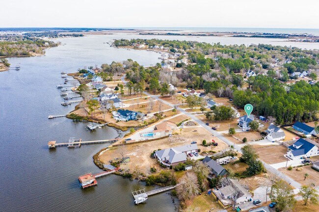 Photo - 462 Chadwick Shores Dr