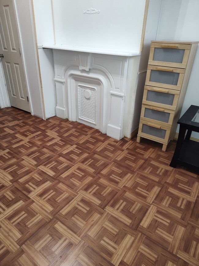 Photo - 540 Mercer St