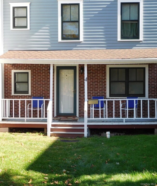 Building Photo - 206 E Main St