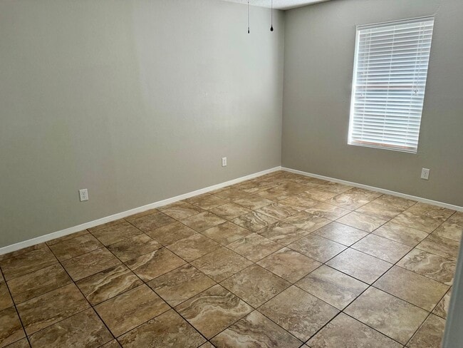 Photo - 2BD/2BA duplex in Hewitt!