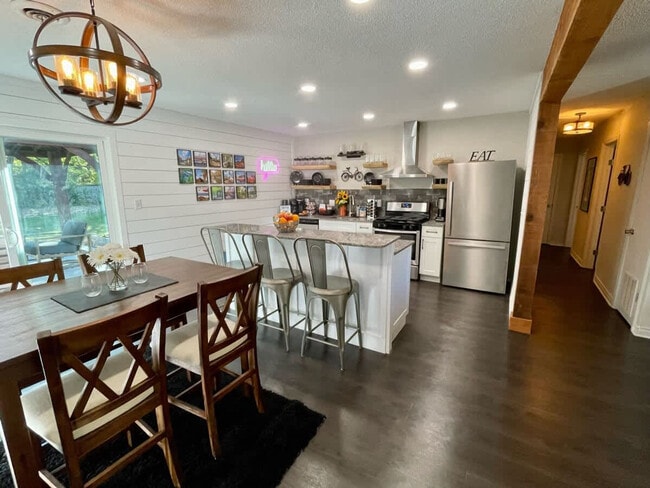 Photo - 104 SE 12th St Unit ID1241315P