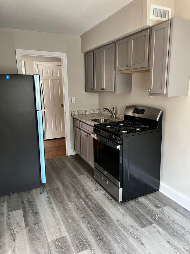 Farmington Corners - Farmington Corners