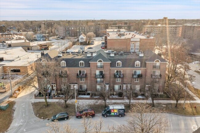 Building Photo - 815 Pearson St Unit 10 Rental