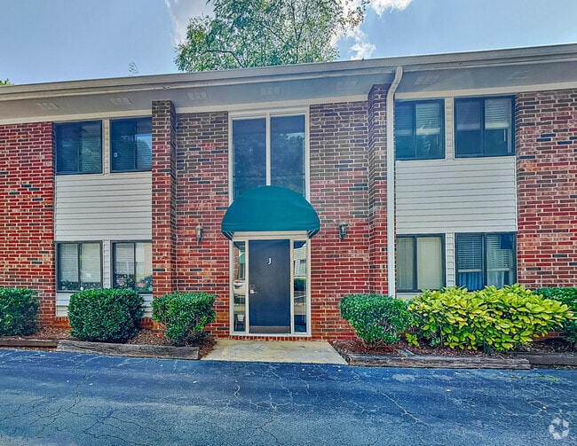 Building Photo - 4266 Roswell Rd NE Rental