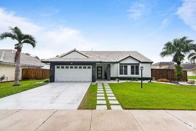 Building Photo - 9430 SW 212th Terrace Rental