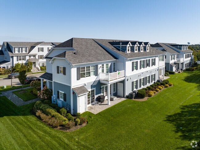 Photo - Fairfield at Southampton Apartments