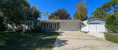 Building Photo - 2904 Sabal Palm Dr Rental