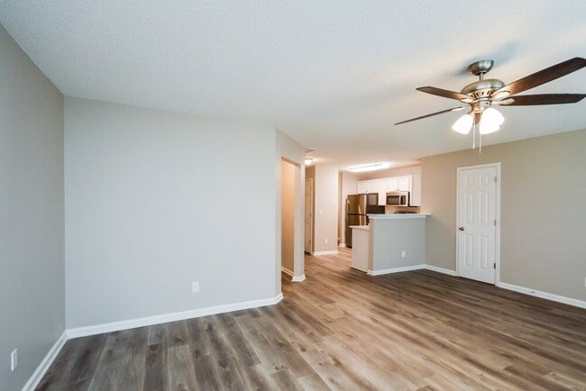 Photo - 35 Fieldview Ln