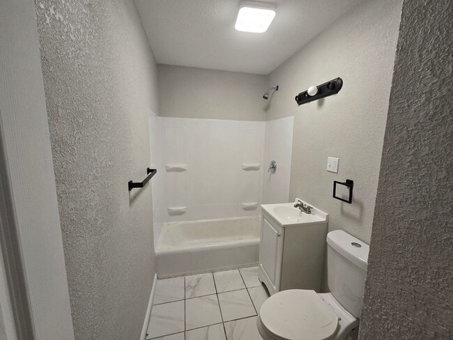 Photo - Charming 4 bed 1.5 bath
