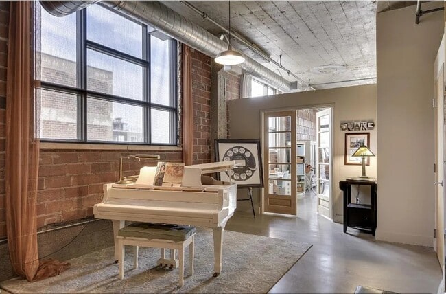 Photo - 718 Washington Ave N Unit #503