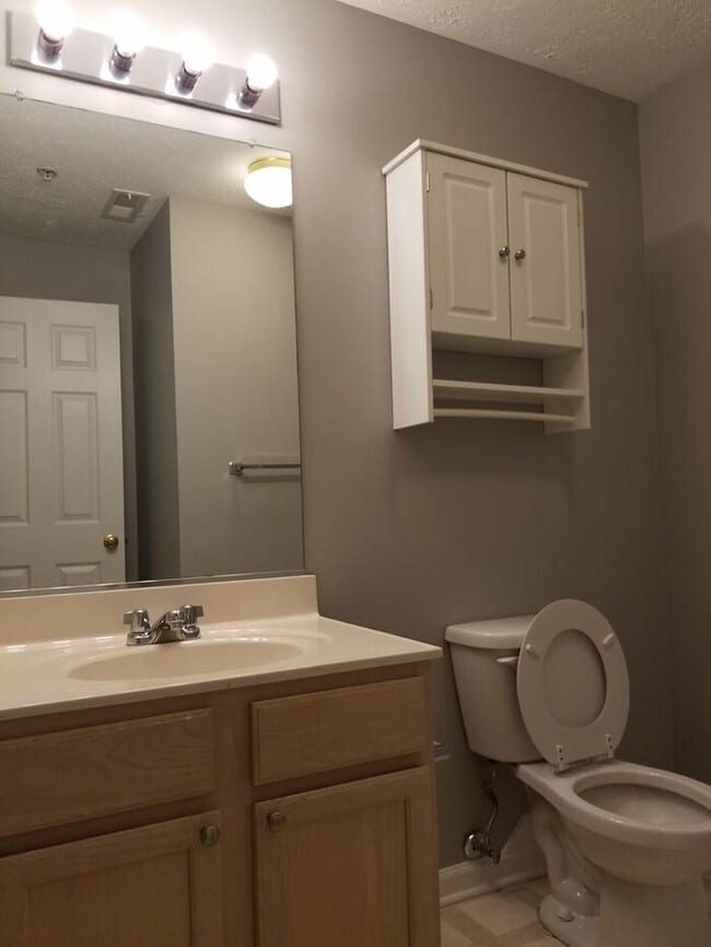 3 Bedrooms 4 Bathroom House