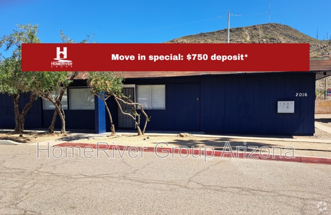 Building Photo - 2016 W Cactus Rd Rental