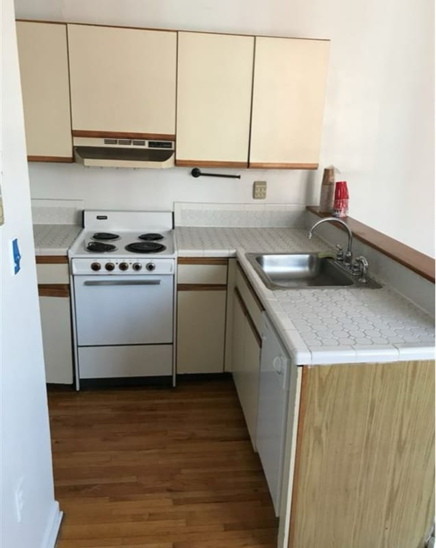 Photo - 59-65 E Broad St Unit 63-07