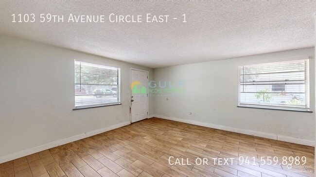 Photo - 1103 59th Ave Cir E