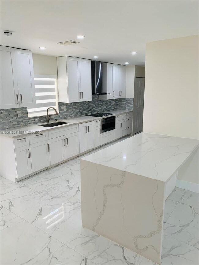 Photo - 17010 NW 53rd Ave