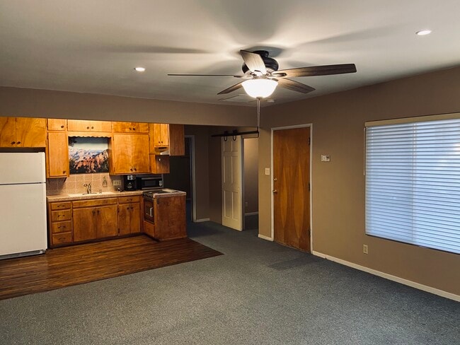 Photo - 2717 W Avenue K Unidad Guest House