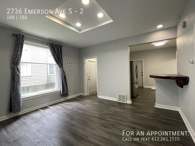 Photo - 2736 Emerson Ave S Unidad 2