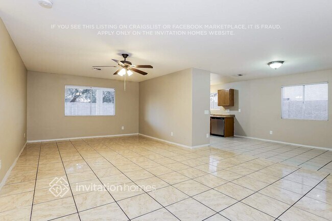 Photo - 2222 W Bowker St