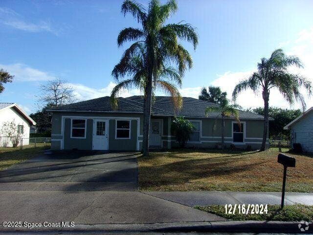 Building Photo - 1565 Emerson Dr SE Rental