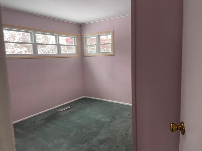 Photo - 93 Cedar Hill Rd