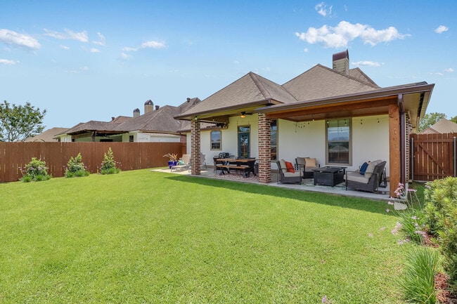 Photo - 222 Crenshaw Dr