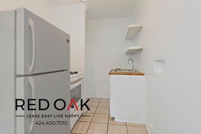 Photo - ~1 Month FREE~ Charming First Floor Studio... Unidad 1A