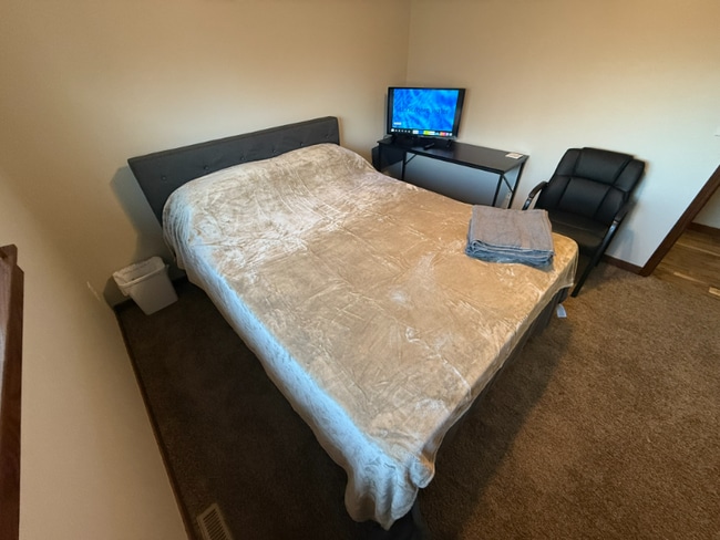 Photo - 1311 Camelot Dr