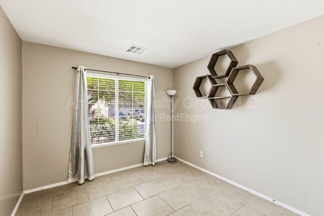 Photo - 23374 W Pima St