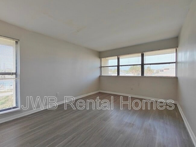 Photo - 1000 3rd St Unit 8C