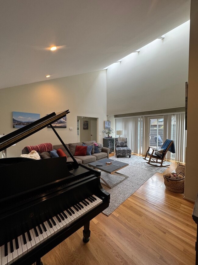 Photo - 440 Camino Al Mar