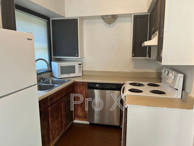 Photo - 217 E Adobe St Unit 217 E Adobe