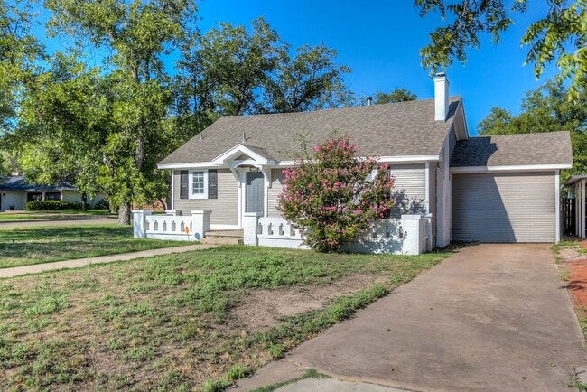 Building Photo - PAY NO SECURITY DEPOSIT! Beautiful four bedroom, three bath Home in Santa Rita!