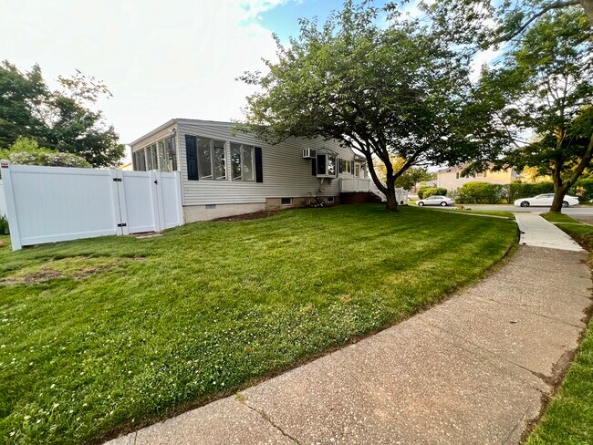 Photo - 163 Block Blvd