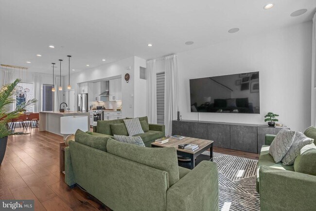 Photo - 3121 Sunrise Walk