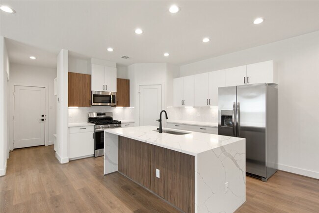 Photo - 2761 Sunny Briar Dr