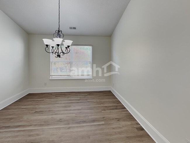 Photo - 4008 Edgeview Dr