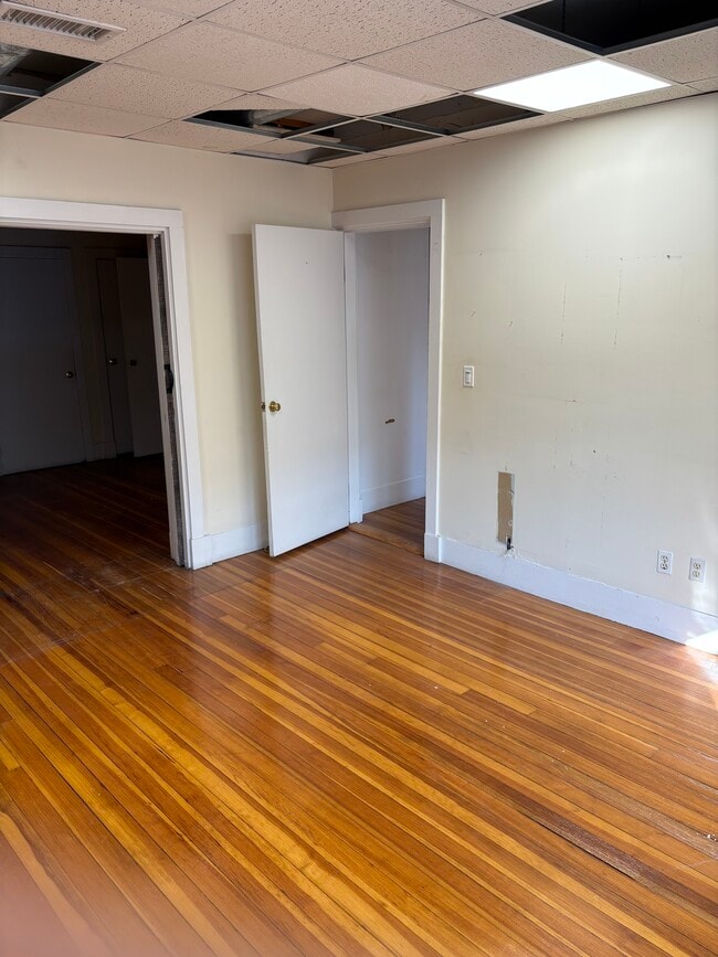 Photo - 2020 Massachusetts Ave Unit 1