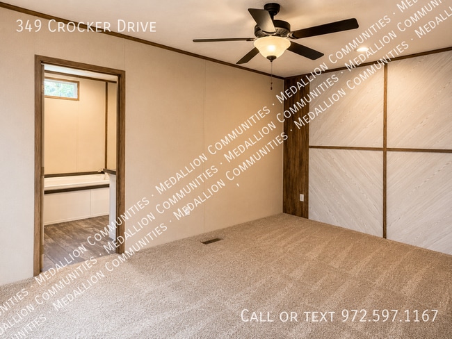 Photo - 349 Crocker Dr