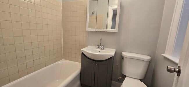 Photo - 4604 N Spaulding Ave