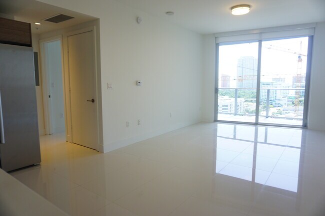 Photo - 1010 SW 2nd Ave Unit 1610