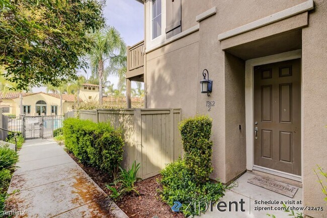 Photo - 3 br, 2.5 bath Condo - 1362 Caminito Veran...