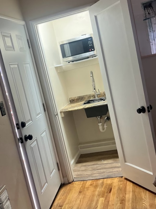 Photo - 950 Portola Dr