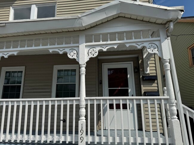 Building Photo - 199 Greenkill Ave