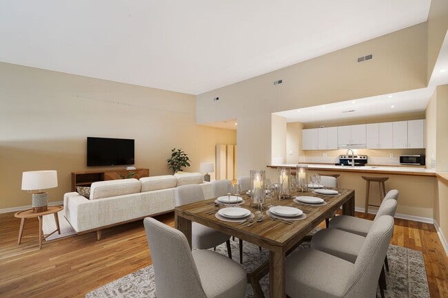 Photo - Stylish Studio Condo in Downtown Asheville – Rare Top-Floor Find